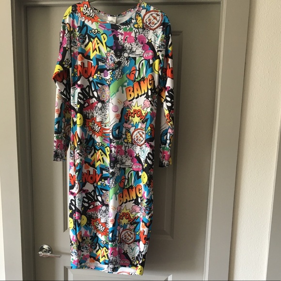 Dresses & Skirts - Bodycon dress with fun print. Worn once.